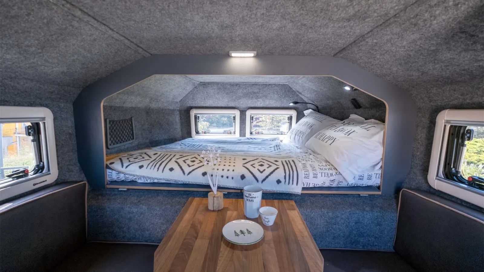 Gladiator S: main bed over the cab, with the dinette table below