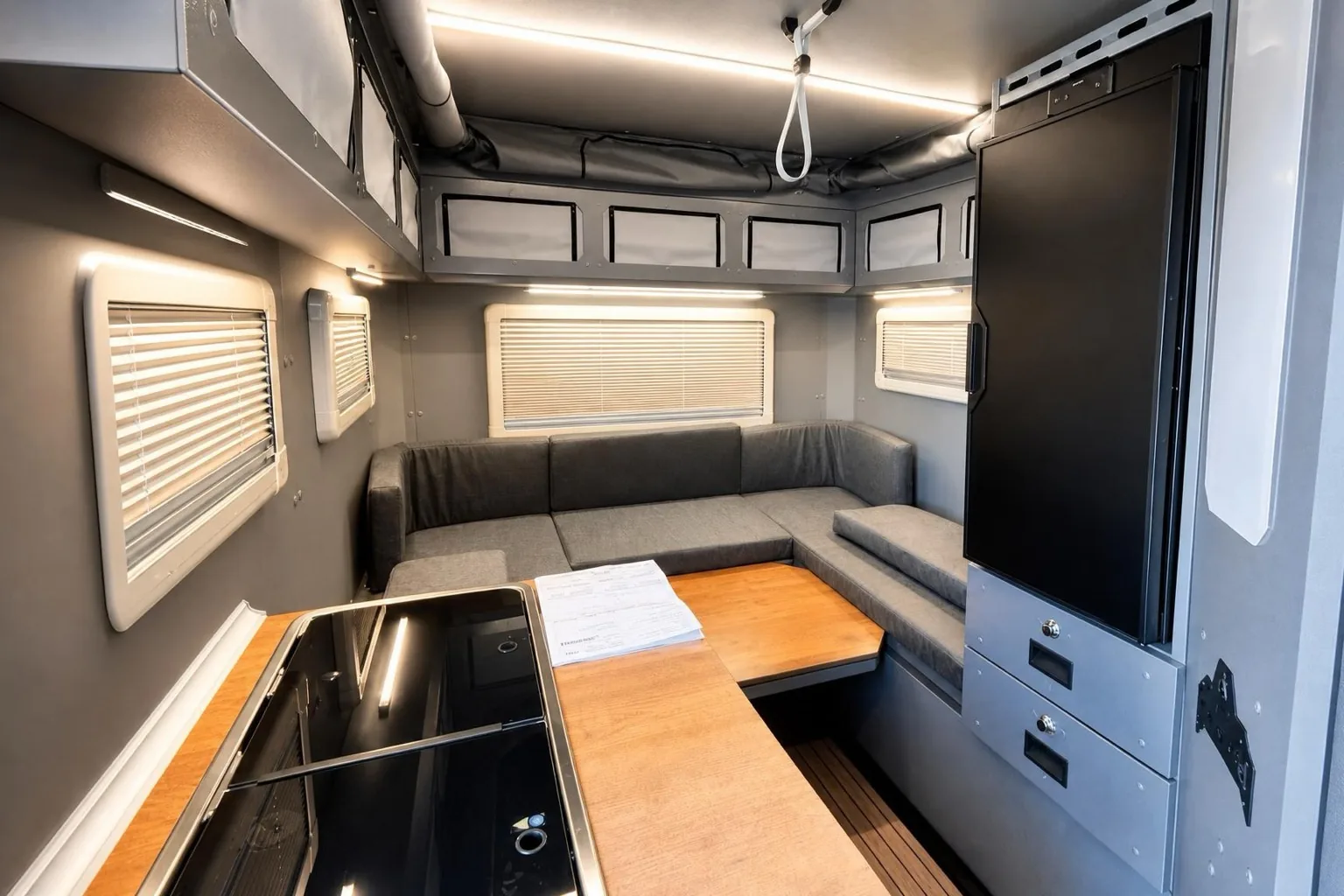 NTR4X: dinette and kitchen hob, with the lounge under the windows; the fridge shown is an option